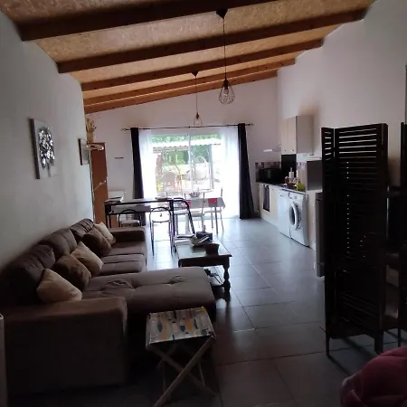 La Cordonnerie De Places Daire *